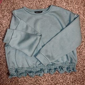 Mint green crewneck pull over with ruffles XL “Ease of Motion”